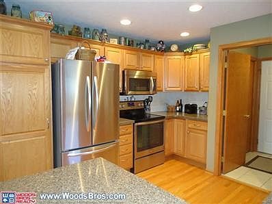 2nd image of 1160 Rainbow Ave