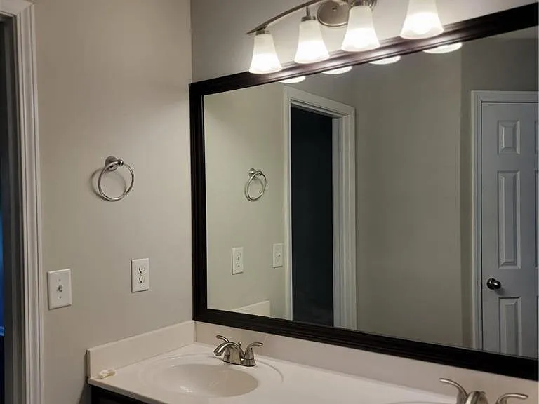 5219 Leecroft Dr — Photo 13