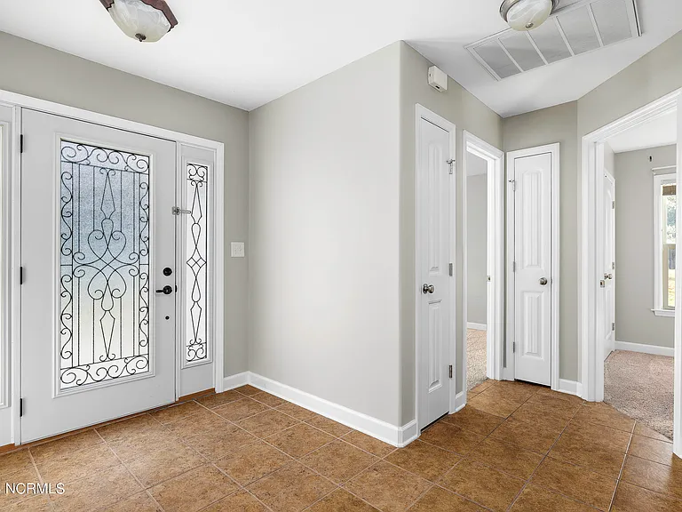 1629 Murrill Hill Rd — Photo 3