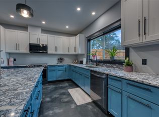 10795 Westshore Rd, Central Okanagan West, BC V1H2C3