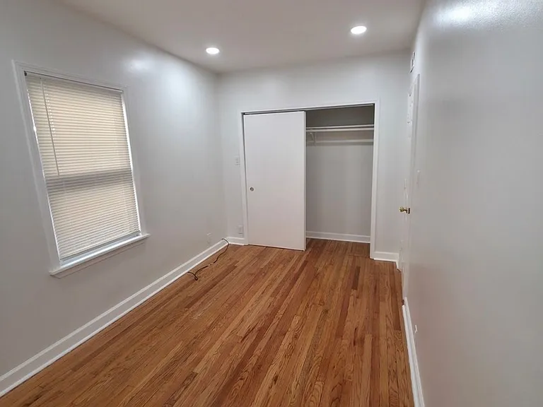 1748 N Keystone Ave — Photo 22