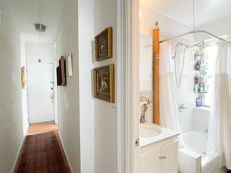 312 W 20th St #6A — Photo 9
