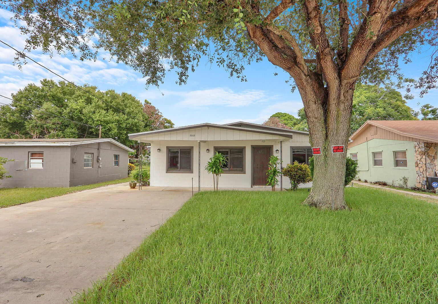 4 bed, 2.0 bath, 1768 sqft, $3,700 — Photo 3