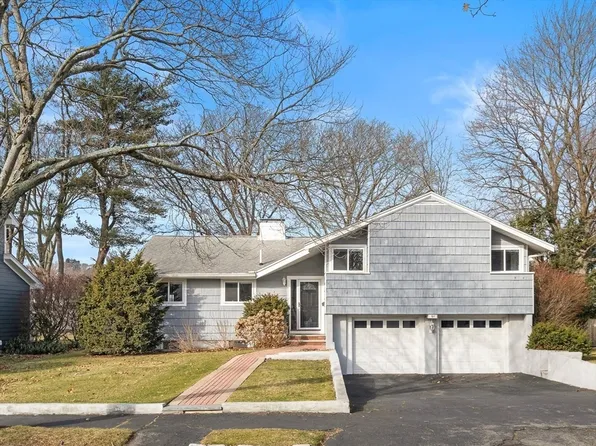 61 Hoitt Rd, Belmont, MA 02478