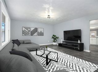 19207 Tarman Rd, New Paris, IN 46553