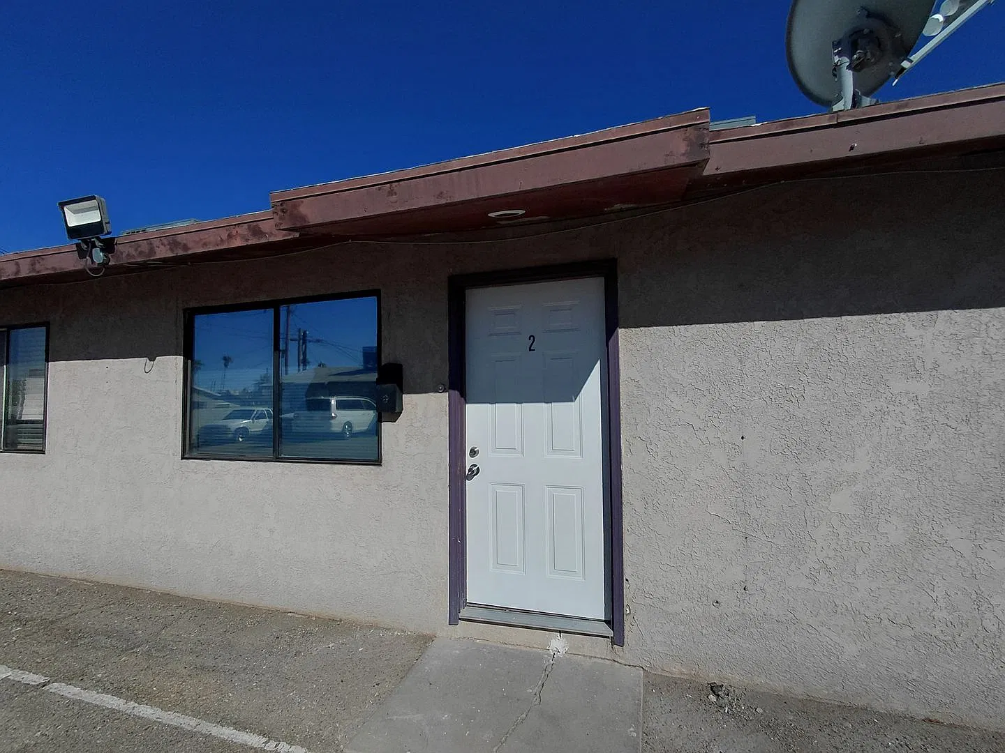644 W. Commercial Ave. — Photo 1