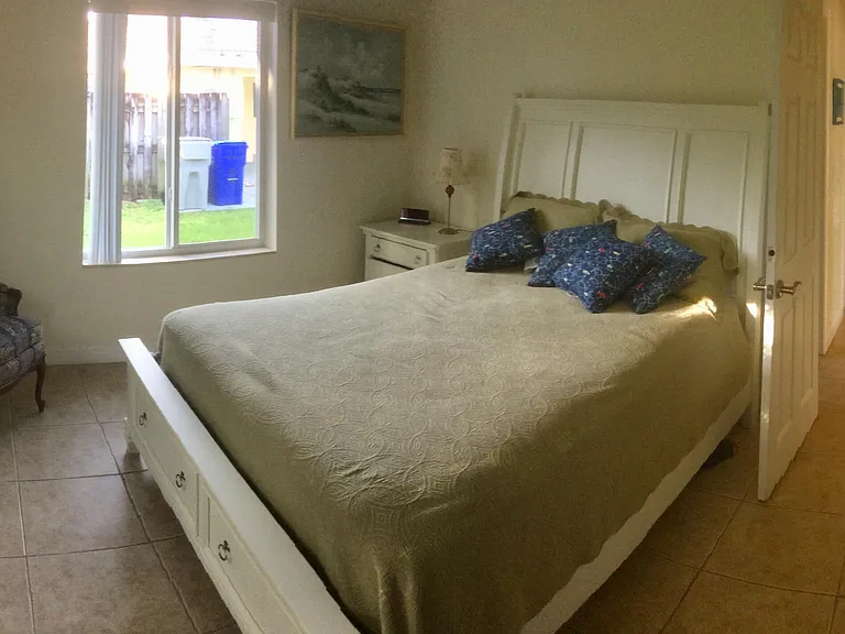 600 S Riverside Dr — Photo 11