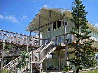 4016 Nueces Dr, Galveston, TX 77554