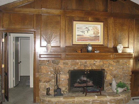 2nd image of 3709 Wooded Creek Dr