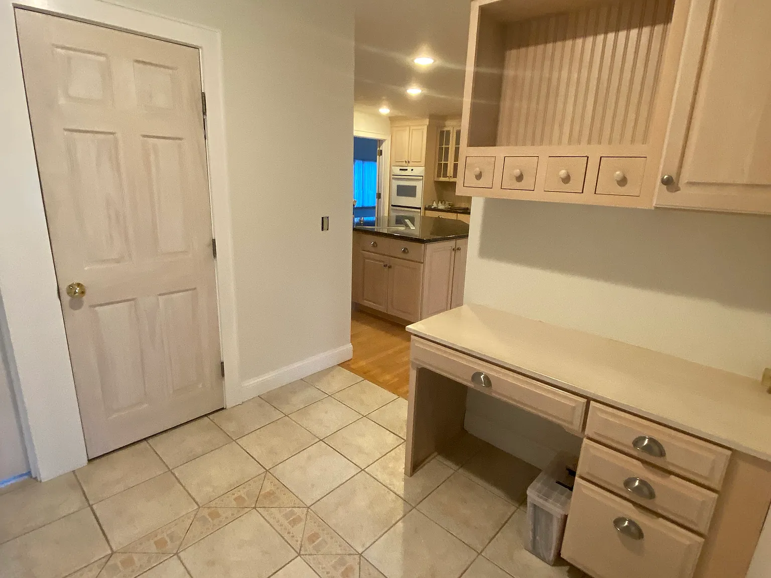 3 bed, 2146 sqft, $3,600 — Photo 3