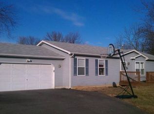 34162 Irish Ln, Brighton, IL 62012