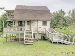 195 Point Lookout Cir, Hendersonville, NC 28792