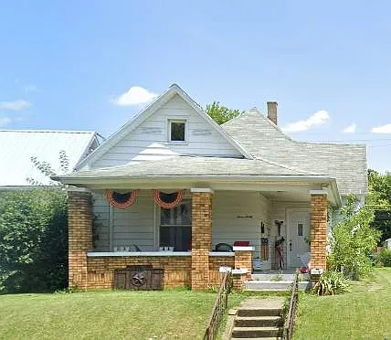 330 S 17th St photo 1