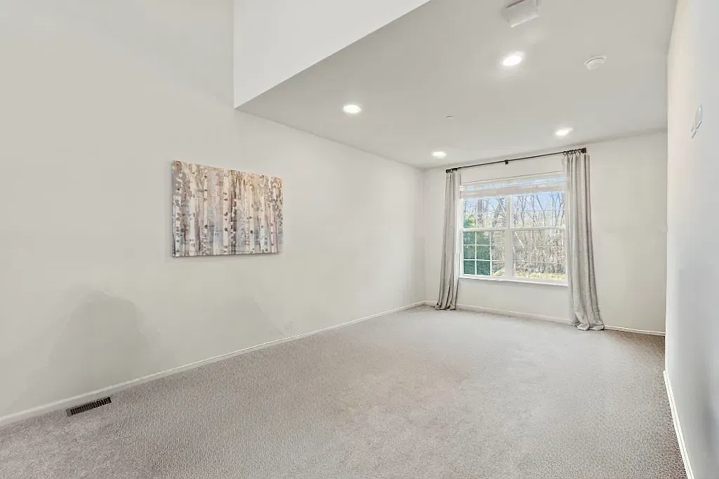 2 bed, 2.5 bath, 1481 sqft, $2,900 — Photo 3