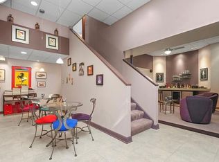 101 Augusta Ct, Palos Heights, IL 60463