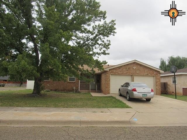 1st image of 501 W Christopher Dr