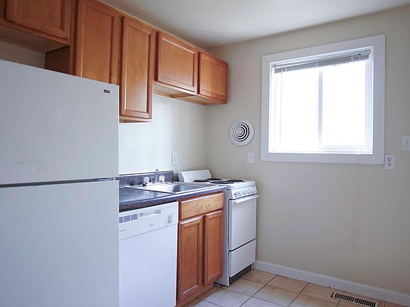 5th image of 1911 Lakeview Ave APT A