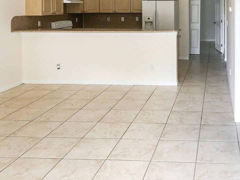 2nd image of 437/439 Linden Ave S