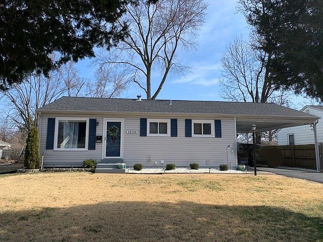 1st image of 12148 Parkwood Pl