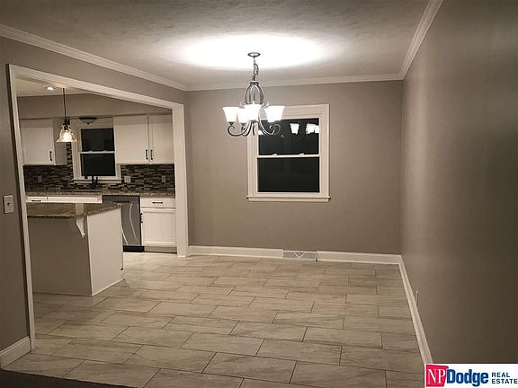 2nd image of 1115 Delmar St