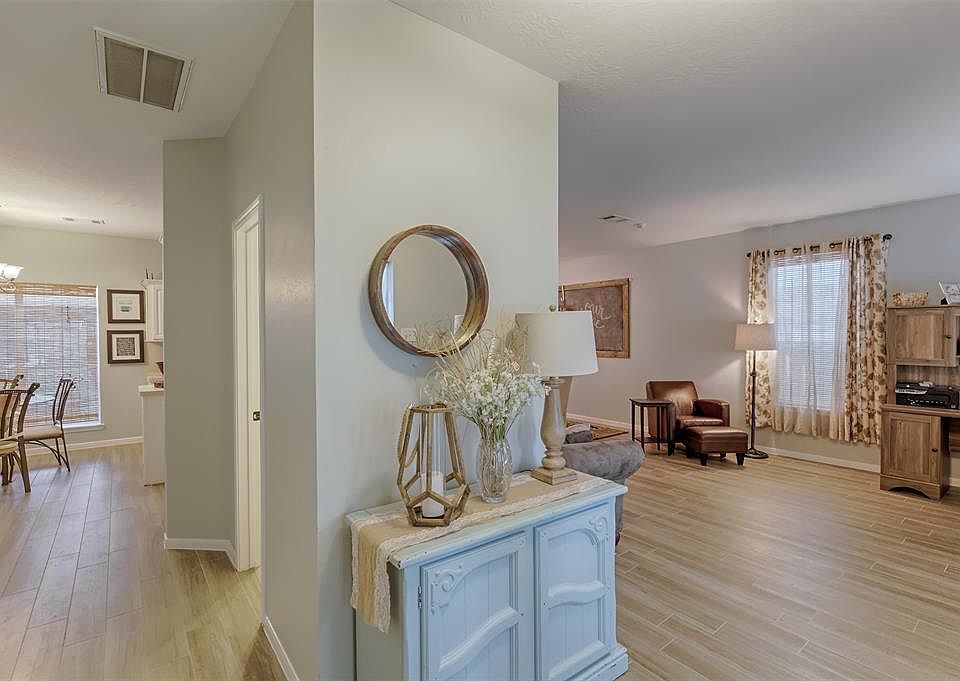 1st image of 5434 Atascocita Timbers N