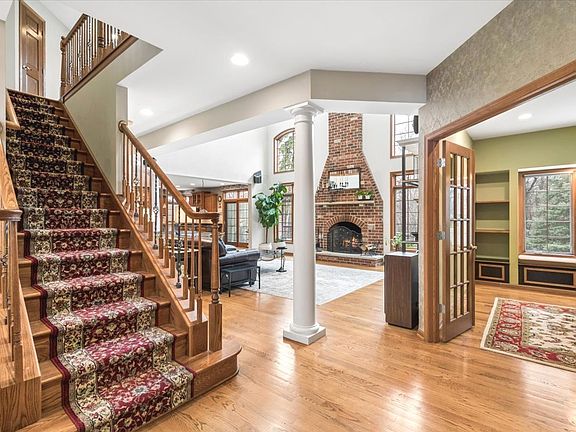 5th image of 543 N Chestnut St