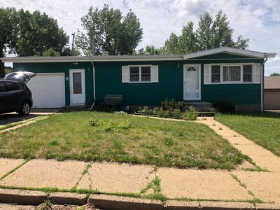 1116 Carroll St, Dickinson, ND, 58601