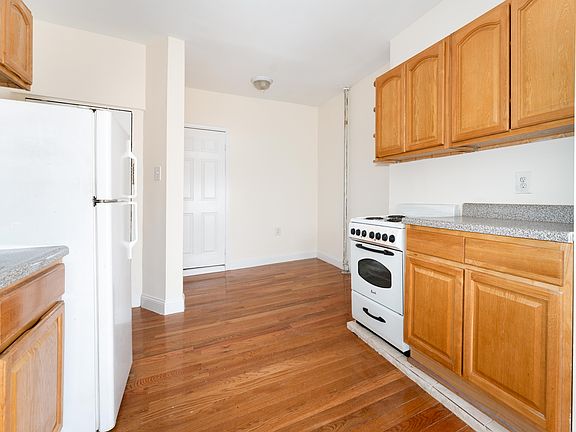 3rd image of 51 W 8th St APT 7