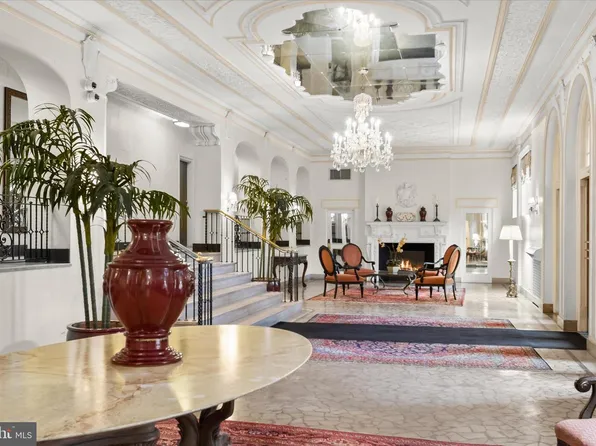 3901 Connecticut Ave NW APT 105, Washington, DC 20008