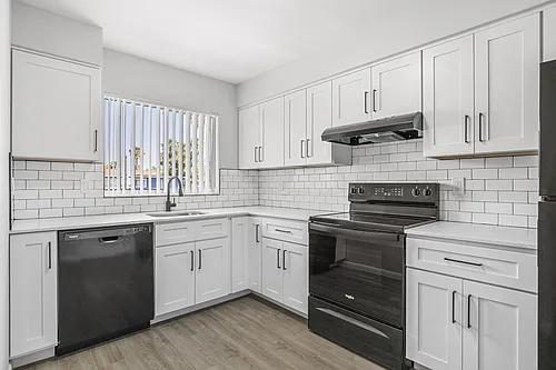 Bella Sol Apartments Photo 1