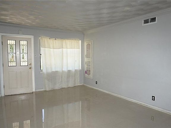 2nd image of 1704 Martin Luther Dr