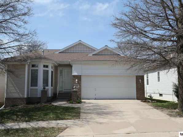 1714 S 173rd Plz, Omaha, NE 68130