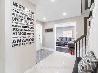 17 Mikado Cres, Brampton, ON L6S 3R3