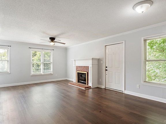 3rd image of 2306 Stafford Ave APT A