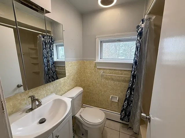 32 Hall St #1 — Photo 7