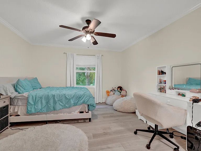 1225 Egret Cir S — Photo 29
