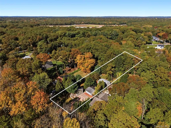 27A Deer Leap Road, Ridge, NY 11961