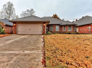 2305 Santa Fe Cir, Edmond, OK 73012