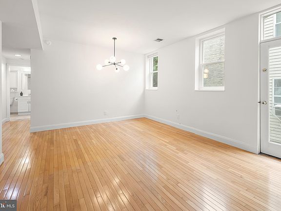 4th image of 2611 Adams Mill Rd NW APT 306