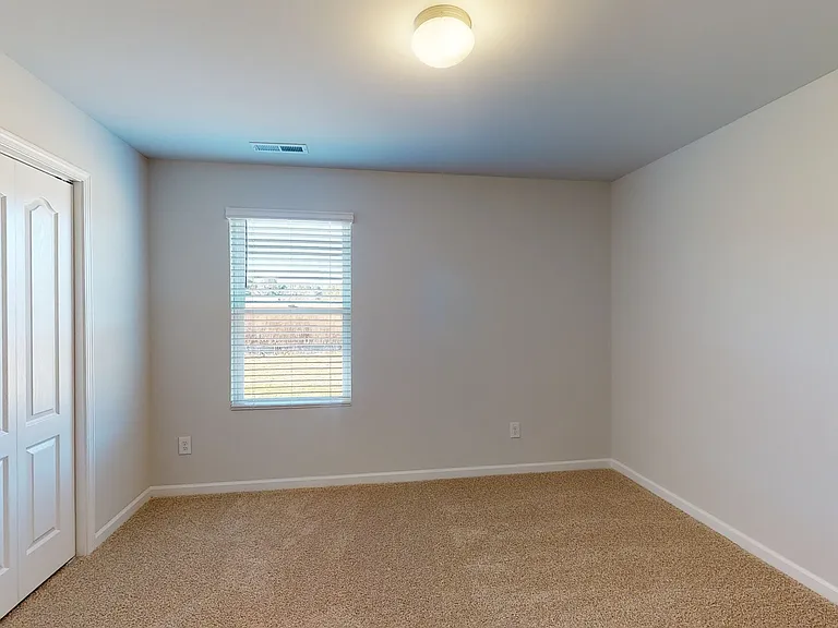 129 Maple Tree Ln — Photo 18
