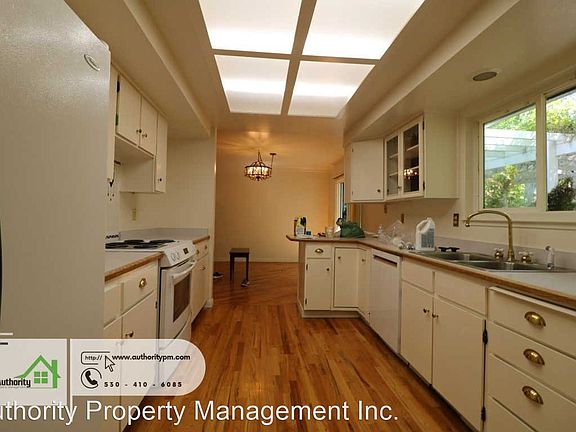 5th image of 4678 Orkney Pl
