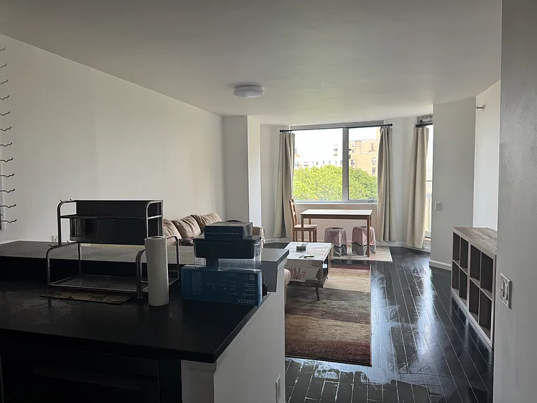 25 Forest St #8E — Photo 1