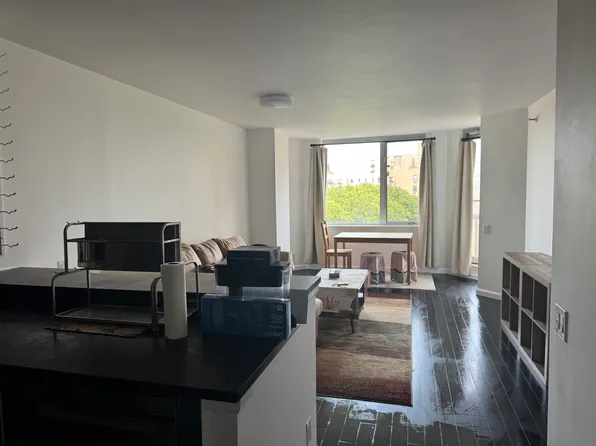 25 Forest St, Stamford, CT
