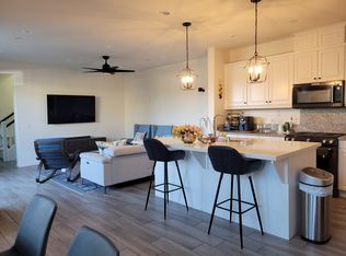 21674 Saddle Bred Ln, Escondido, CA 92029