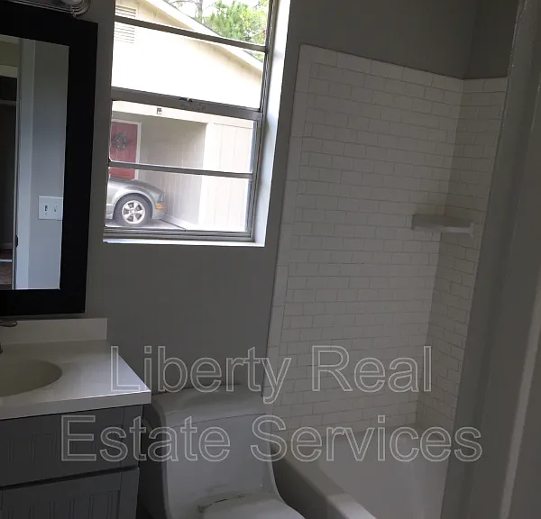638 Fleming Rd — Photo 5