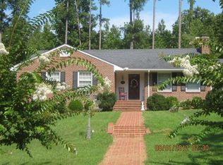 402 Thomas St, Lawrenceville, VA 23868