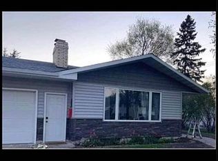 2514 Olive St, Grand Forks, ND 58201