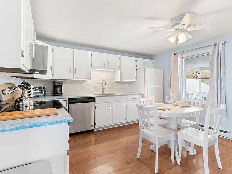 911 Ocean Blvd #9 — Photo 15