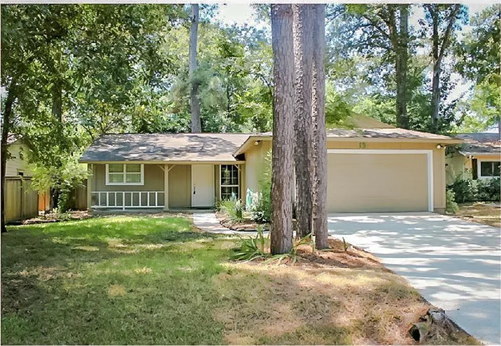 3 bed, 2.0 bath, 1252 sqft, $1,900 — Photo 1