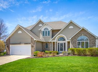 1400 Darlington Ct, Algonquin, IL 60102